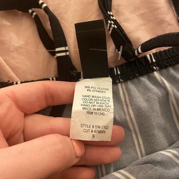 Windsor Romper - Picture 4 of 4